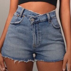 Abercrombie Curve Love High Rise Dad Shorts — Criss Cross Waist